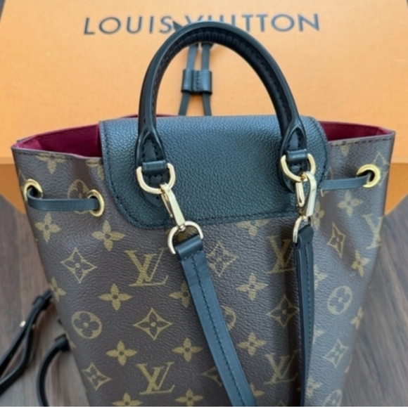 New Authentic Versatile Louis Vuitton Montsouris BB Original Dbag, Papers & Tag - Picture 7 of 10